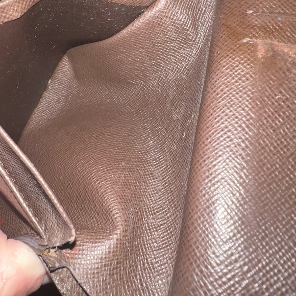 Louis Vuitton damier ebene wallet - Picture 9 of 15